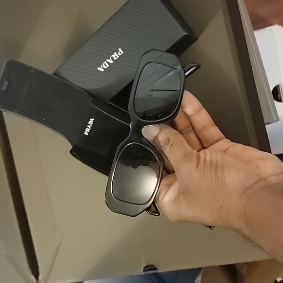 Amazing glasses - Picture 3 of 5